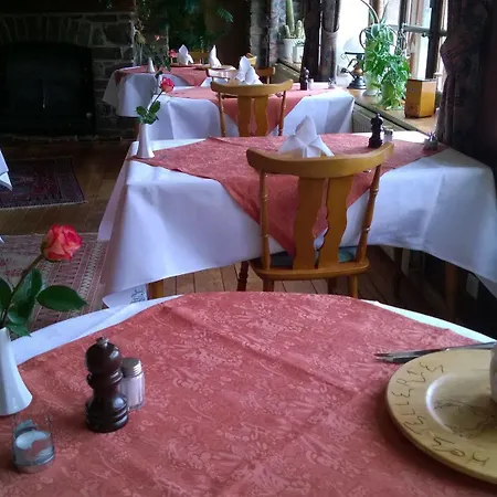 Hotel Hostellerie Du Cerf 3*