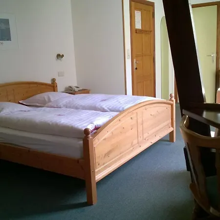 Hostellerie Du Cerf Hotel