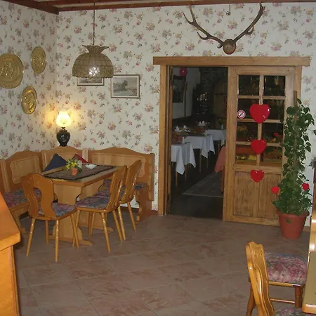 Hotel Hostellerie Du Cerf 3*