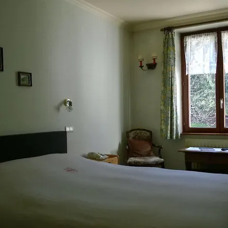 Hostellerie Du Cerf Hotel 3*
